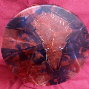 Ruby Wolf 14&quot; Deer Skin Spirit Tamburo