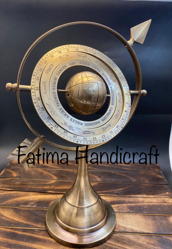 Globe ancien vintage avec boussole 18 sphère nautique laiton