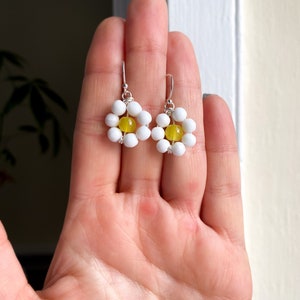 Daisy Flower Bead Earrings | Statement Earrings | Handmade Earrings | Wire Wrapped Earrings | Plant Lover | Boho | Spring Jewelry | Dangles