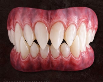 Sharp Teeh / Demon / Demonic Natural Korrigan Costume Teeth / Moonstruck Effects