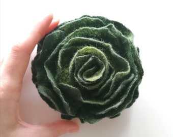 Hand-felted rose || Large felt brooch || green rose || Felt flower || Handmade || Gift for them || Christmas gift || Birthday ||