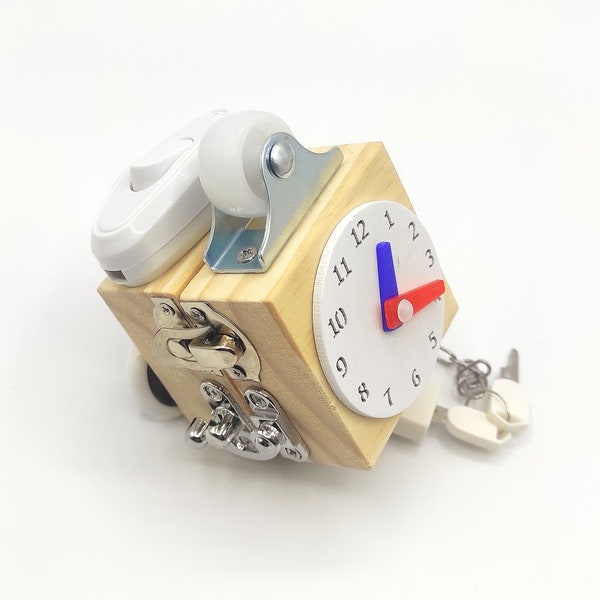 Cubo occupato mini attività cubo gioco di viaggio giocattolo in legno per bambini Orologio didattico Montessori Bussola a specchio per abilità motorie fini