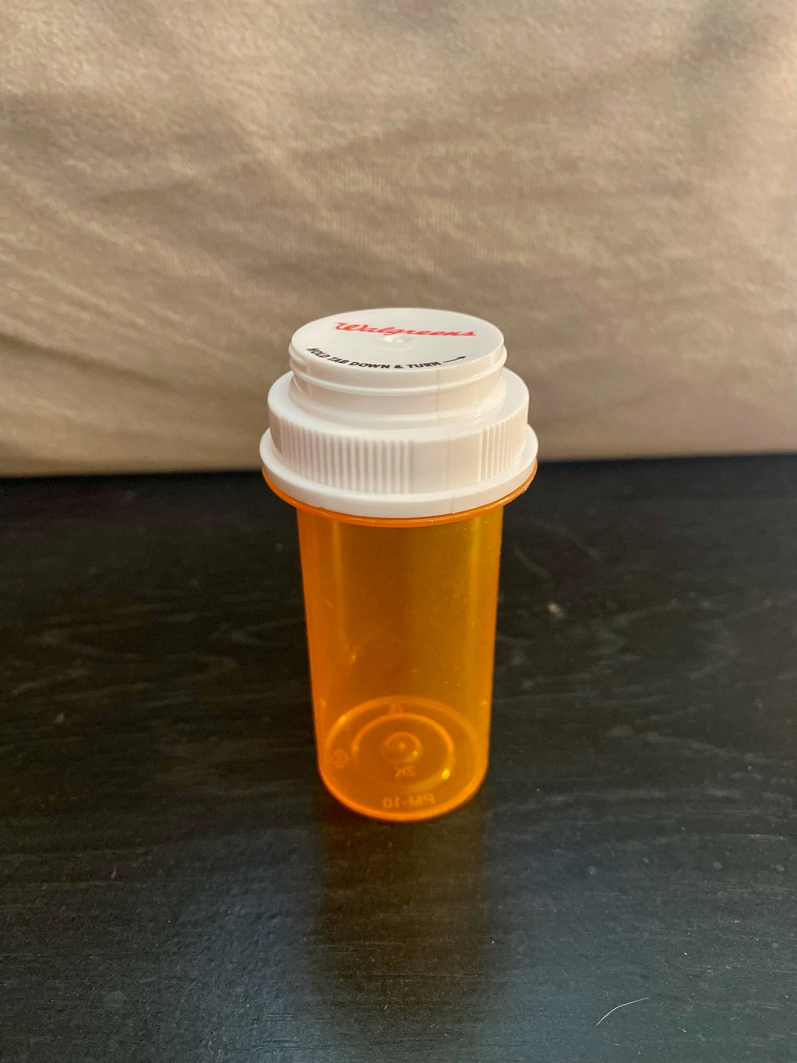 970 Orange Pill - y19l4su