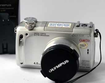 Olympus Camedia C-770 digital compact camera  with 4.0 Mega pixels