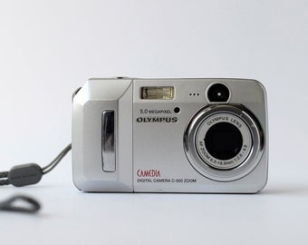 Vintage digital compact camera Olympus Camedia C-500 with 5.0 Mega pixels