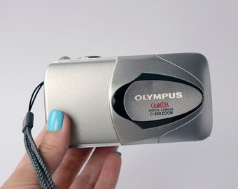 Vintage digital compact camera Olympus Camedia C-360 with 3.2 Mega pixels