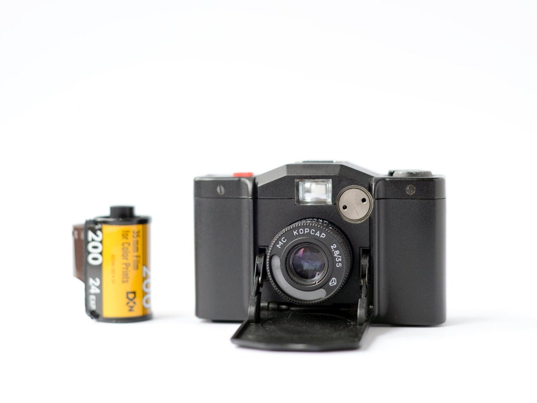 New Taiwan: Starflex PC-606 (Free Focus) Price Guide: estimate a camera