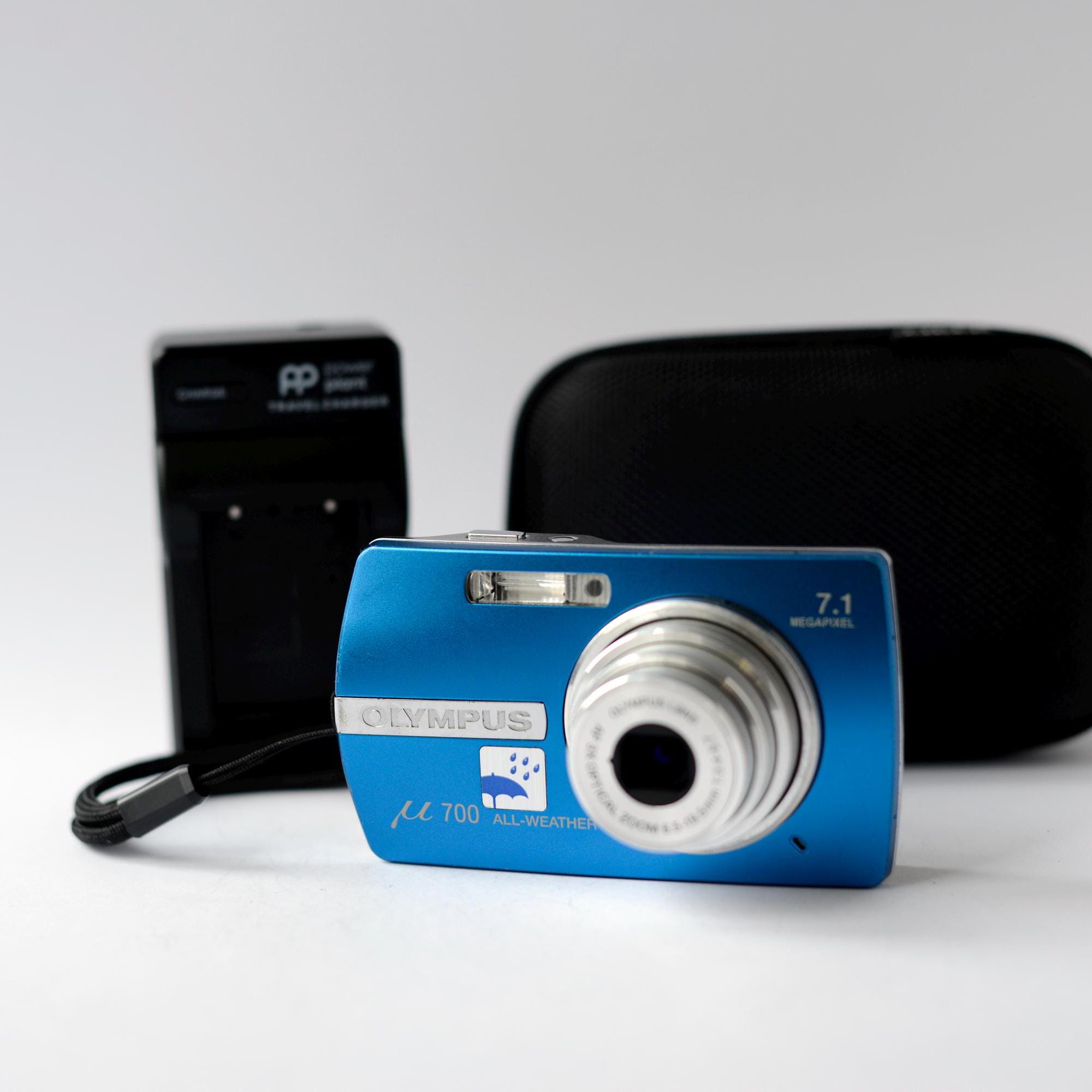 Olympus MJU-700 DIGITAL Compact Point and Shoot Camera With 7.1
