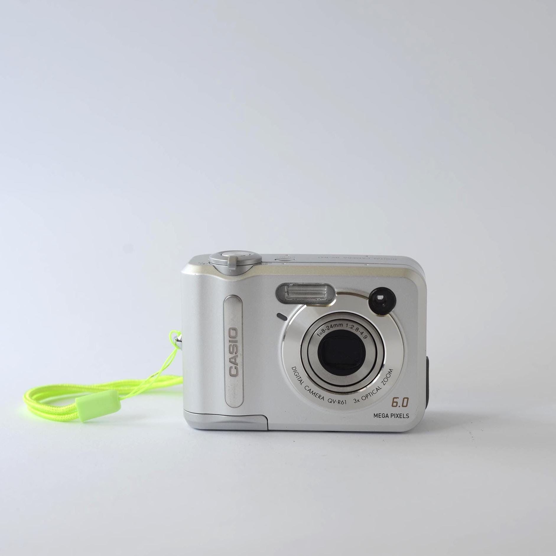 デジタルカメラ Casio QV-R61 【公式通販】