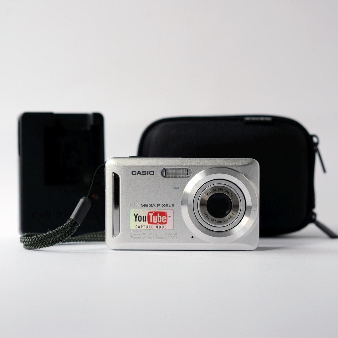 Casio Exilim Zoom EX-Z9 Digital Compact Camera - Etsy
