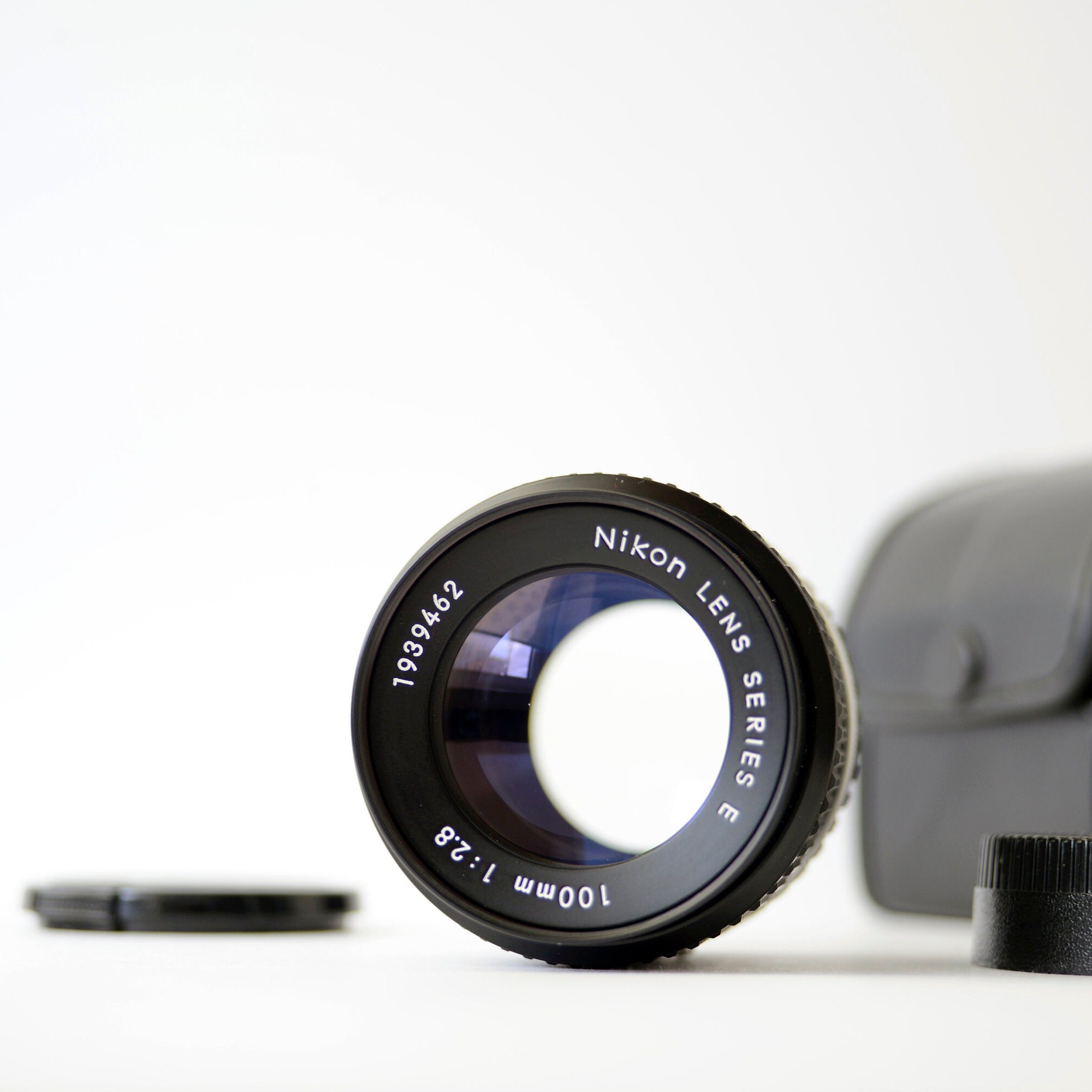 Nikon 100mm F2.8 Series E Lens - Nikon F Mount, Portrait