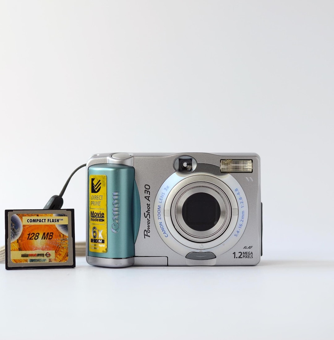Canon PowerShot A30 コンパクトデジタルカメラ Vintage Digital Compact Camera Canon Powershot A30 With 1.2