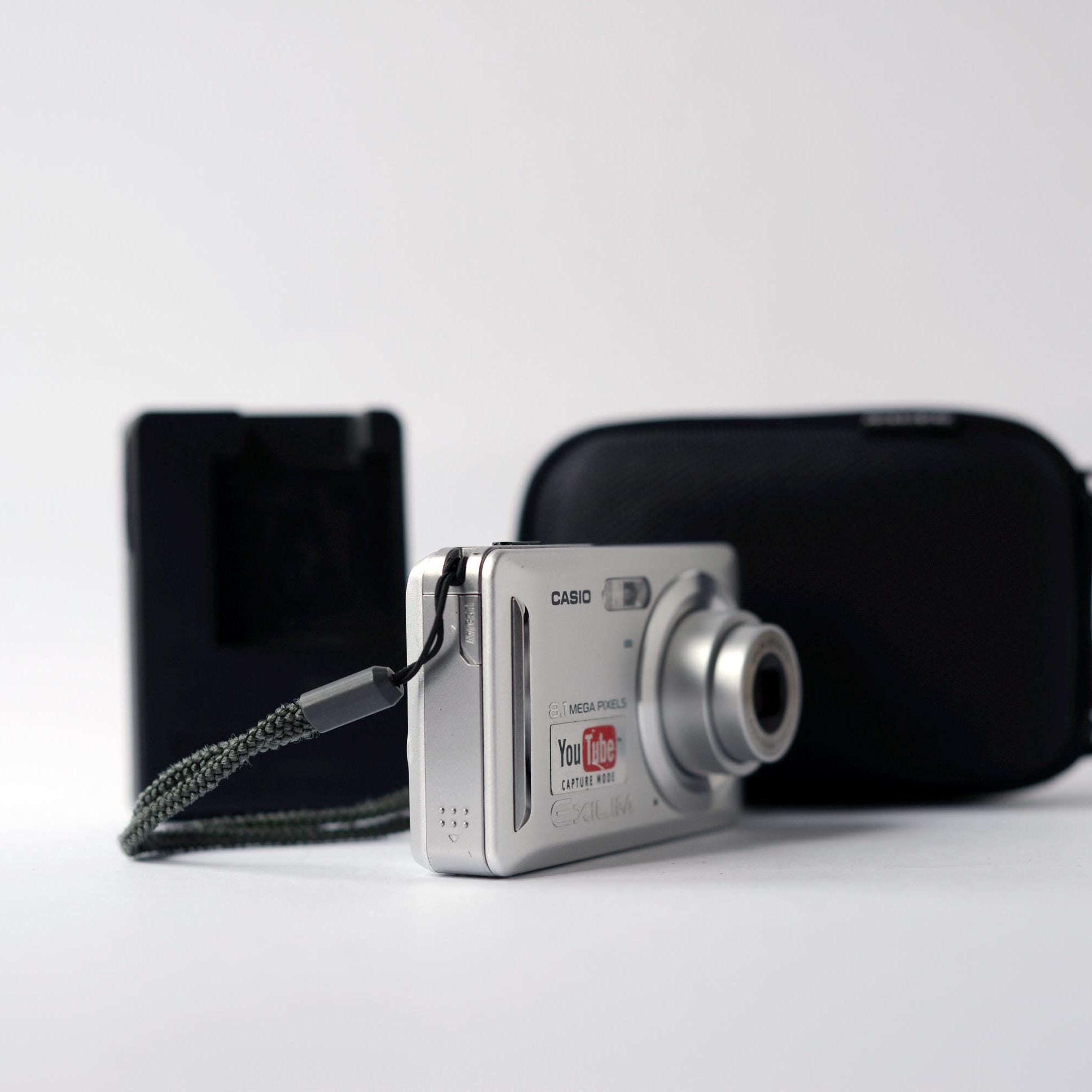 Casio Exilim Zoom EX-Z9 Digital Compact Camera - Etsy