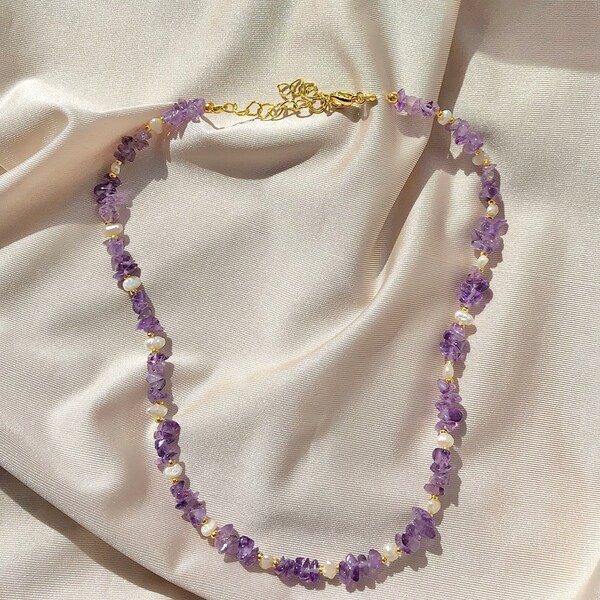 Amethyst Choker / Crystal Kette mit Süßwasserperlen / Heilsteinkette mit Süßwasserperlen / Halbedelstein Choker / Amethyst-Süßwasserperlen