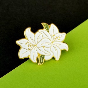 Lily Enamel Pin, Flower Lily Lapel Pin, Floral Design Enamel Pins, Flower Pins, White Lily Enamel Pins, Beautiful Flower Enamel Pin Gifts