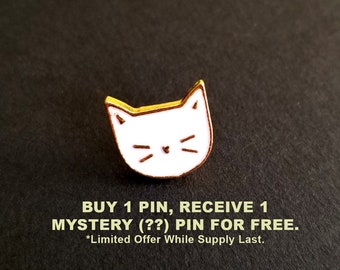Tiny White Cat Enamel Pin, Mini Cat Cute Enamel Pin, Pin for Cat Lover, Cute Kitty Lapel Pin Cat Enamel Pin Cat Brooch, Badge Kawaii Cat Pin