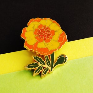 Yellow and Orange Marigolds Enamel Pin, Flower Lapel Pin, Floral Design Enamel Pins, Flower Pins, Marigold Enamel Pin, Beautiful Flower Gift