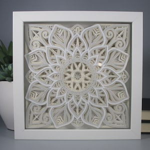 Mandala a strati 3D, mandala da parete, mandala floreale, mandala incorniciato, mandala da parete incorniciato, arte su carta a strati 3D
