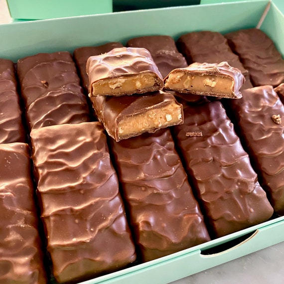 Pecan Crunch English Toffee Bars: Gourmet Milk Chocolate (1 lb)