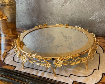 Rustic Wedding Decor, Wedding Cake Stand, Large Wedding Cake, Martha Stewart Weddings, Cake Stand, Gold Cake Stand, Silver Cake Stand