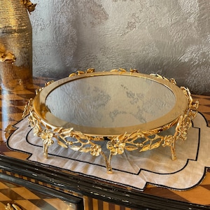 Vintage gold cake stand deals