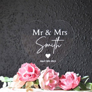 Mr and Mrs cake topper acrylic wedding cake topper custom, Mr and Mrs sign wedding cake Topper heart shaped acrylic personalised surname