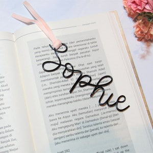 Personalised bookmark custom name wire words, unique bookmarks teacher gifts for teacher book lovers, metal custom bookmarks gifts for her image 2