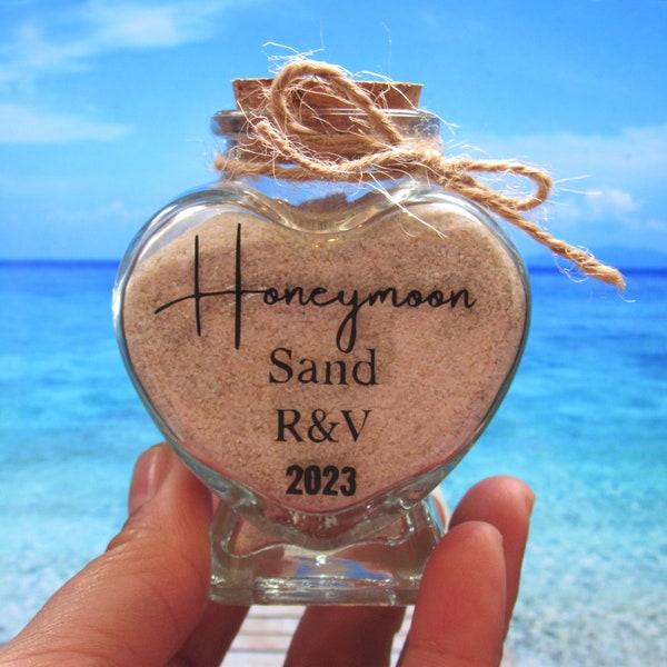 Honeymoon sand jar heart bottle wedding gifts keepsake honeymoon gifts for couple, beach holiday keepsake personalised bottle with a cork