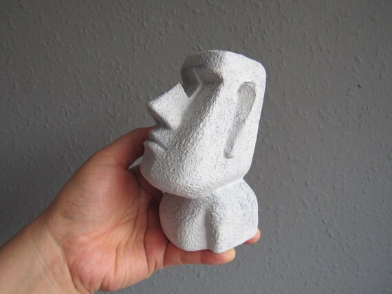 MOAI Portacchiali In Bioplastica Colore Arenaria: Supporto Da Scrivania Made In Germany, Decorazione Sostenibile Per Casa E Ufficio - 2