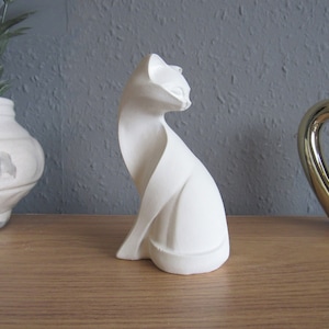Concrete cat statue decorative cat figurine sculpture ornament gift, cute cat decor animal cat lovers gift minimalist decor stone cat statue