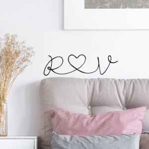 Arte de pared con iniciales de pareja, letrero de alambre con forma de corazón, lindos regalos para parejas, regalo de San Valentín para él y ella, palabras de alambre personalizadas, arte de pared con iniciales de pareja
