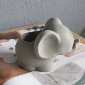 Concrete cute elephant plant pot elephant planter gift nursery decor cactus pot, small pot indoor planter unique gift elephant statue image 2