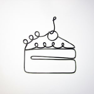 Cake slice sign wire wall art kitchen wall decor art, cute kitchen sign home decor gift, food display sign dining room wall decor hangings