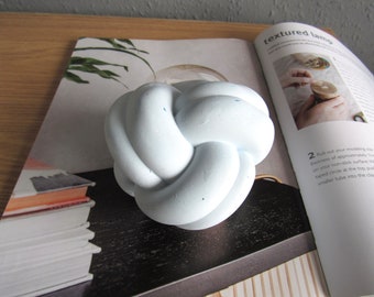 Concrete knot bookend or paperweight modern bookshelf decor book holder, decorative unique knot bookend book lovers gift minimalist decor