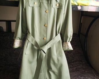 forecaster of boston raincoat