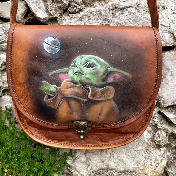 Star Wars - Figurine Bébé Yoda 30 cm et Sac