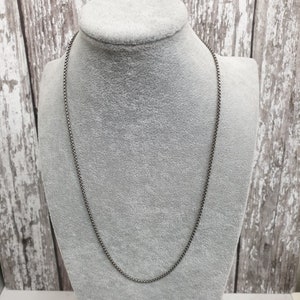 Men&#39;s Strong Square Link Extra Fine Titanium Necklace