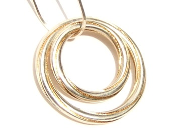 Twist Doble Círculo Colgante en Plata de Ley