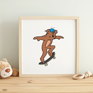 Baby Bear Skateboarding Ollie Wall Art Print | Décor de mur de pépinière | animaux planche à roulettes skate skate kids room art cartoon décor
