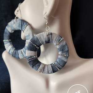 Batik Denim und Karos