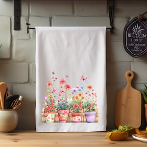 Floral Kitchen Tea Towel, Pastel Design Dish Towel, Durable Hand Towel, Gift for Flower Lover, Whimsical Home Decor, Decorative Kitchen