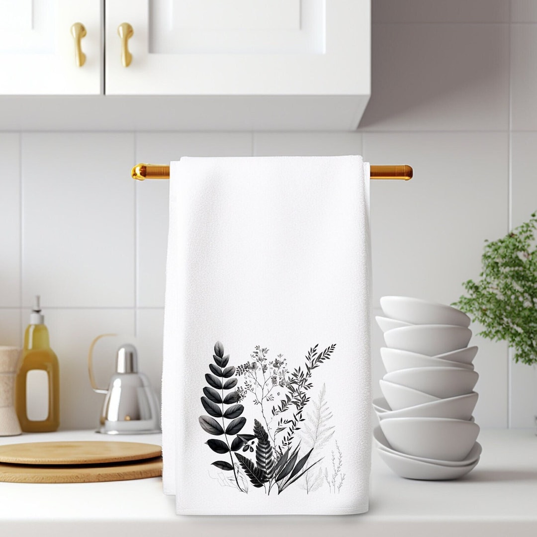 Botanical Hand Towel, Black and White Hand Towel, Elegant Bathroom ...