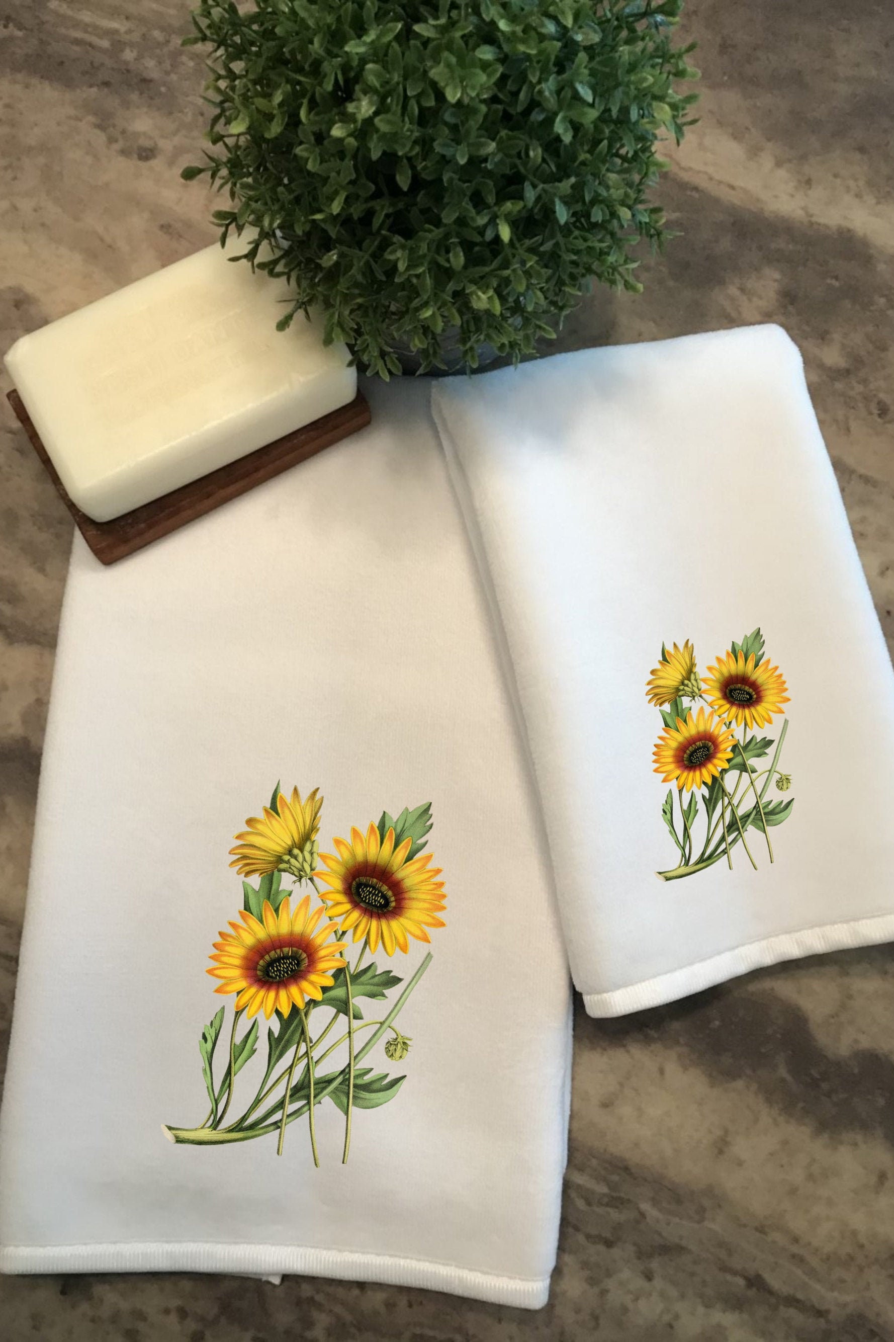 Daisy Bath Towel Set Daisy Hand Towel Daisy Fingertip Towel Etsy
