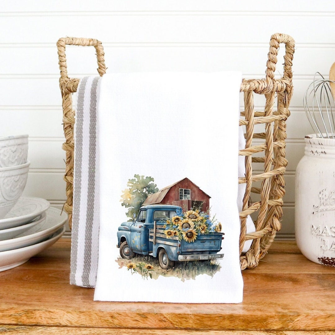 Old Farm Truck Hand Towel, Farmhouse Decor, 15x25 Inch Microvelour Towel, Elegant Guest Towel ...