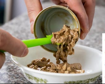 Cat Food Can Scraper Spatulas (2) for Fancy Feast & Friskies, Silicone, Dishwasher-Safe