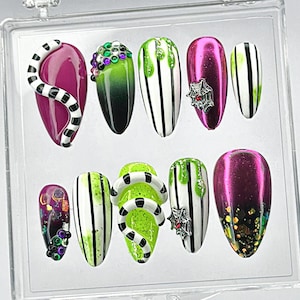 Halloween Beetlejuice Press On Nails, Halloween False Nails Black White Stripes Neon Green Drip Spider Charm, Purple chrome nails