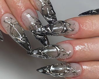Luxury Chrome Press On Nails, Handmade Gothic-Inspired Nail Art, Y2k Nails, Trendy Chrome on Fake Nails, Goth press on nails, Gothic nails