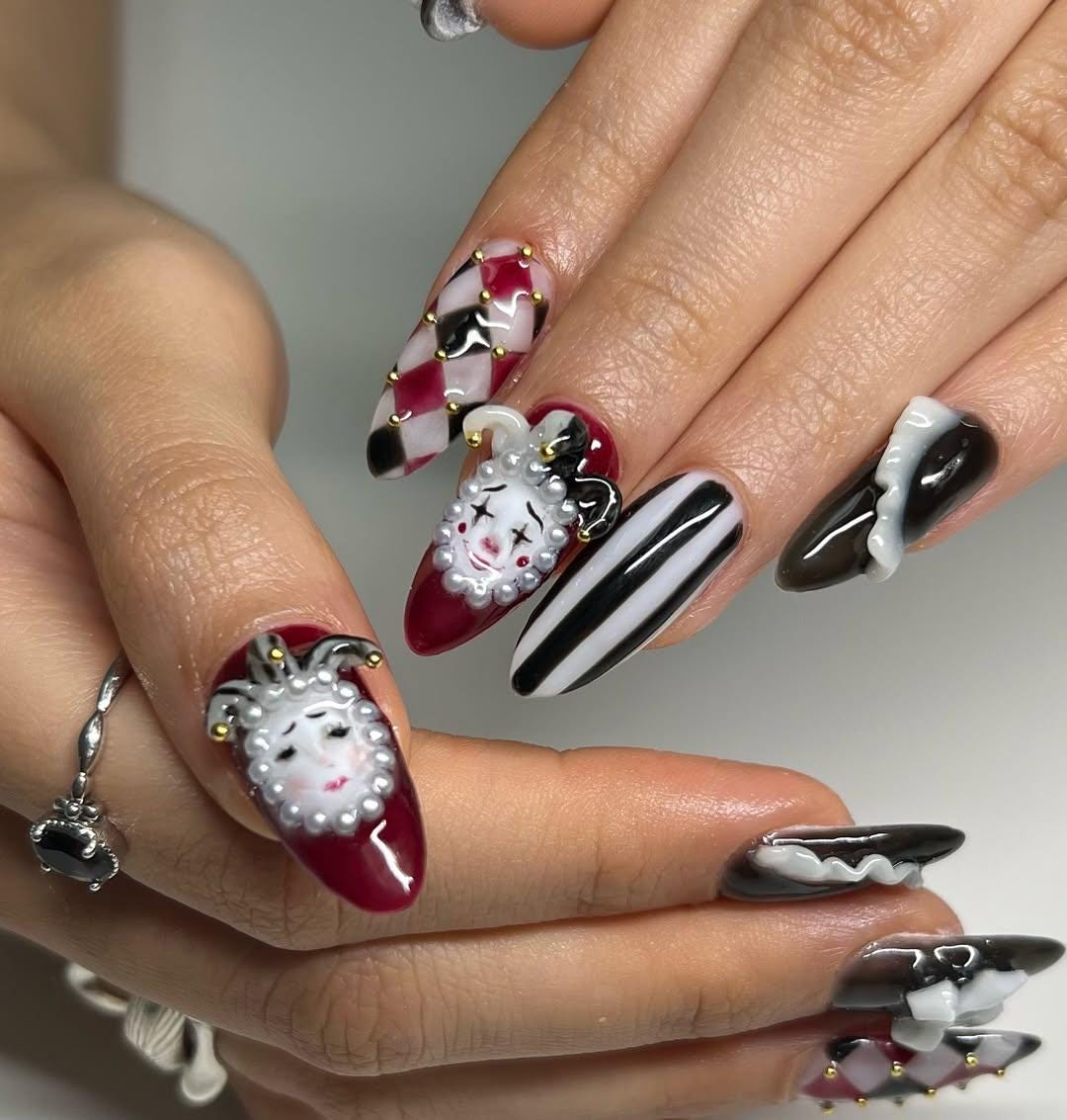 Pierrot Themed Press on Nails, Handmade 3D Harlequin & Clowncore Nail Art, Artistic Clown-themed, Gothic Nails, Circus Nail Designs - Etsy Japan