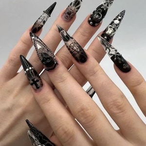 Gothic for Halloween Press On Nails, Black And Silver Gothic Acrylic Nails, Y2K Aesthetic Gothic Acrylic Nails, Skulls, Crosses