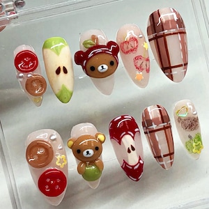 Uñas postizas con motivos de Rilakkuma y manzana, bonitos diseños de uñas hechos a mano en 3D, uñas postizas con forma de manzana y oso, uñas con dibujos de osos, uñas kawaii, manzana